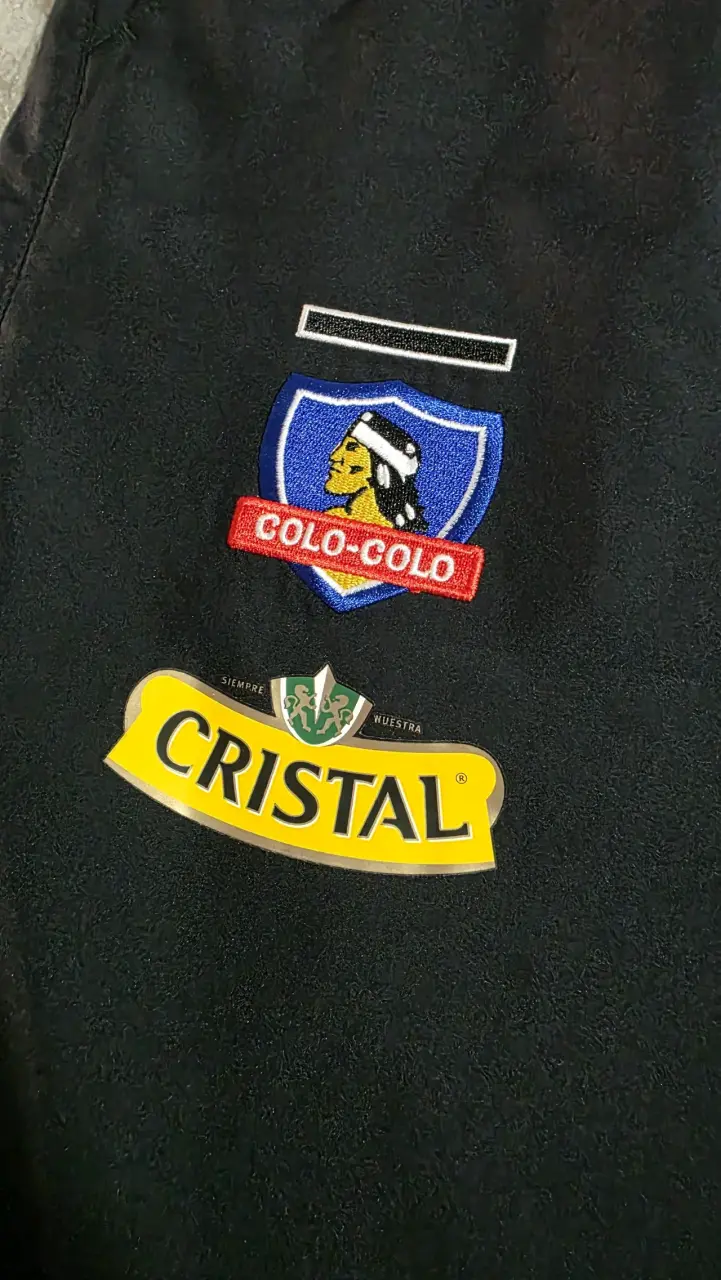 Chaqueta deportiva Colo-Colo Umbro negra - 3
