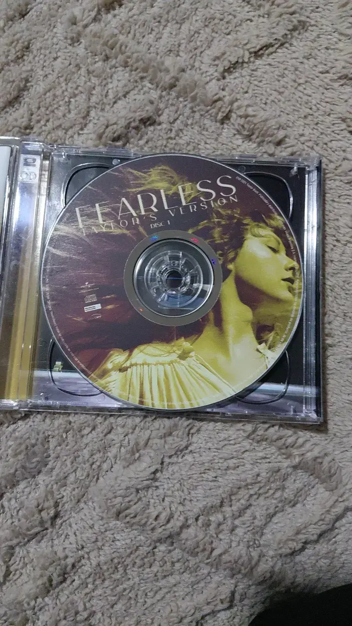 CD Fearless Taylor's Version en buen estado - 2