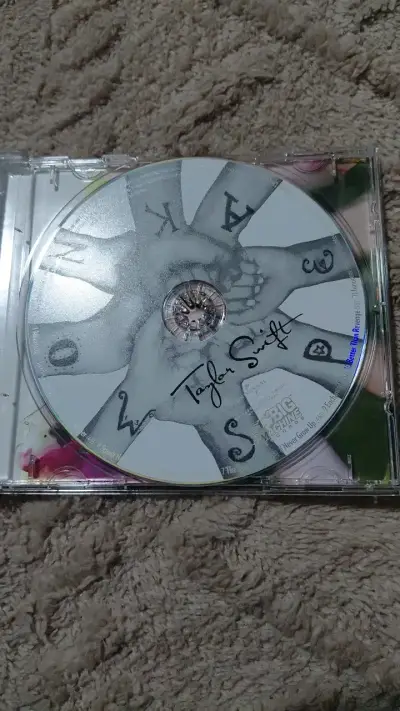 CD Taylor Swift Speak Now en buen estado - miniatura 2