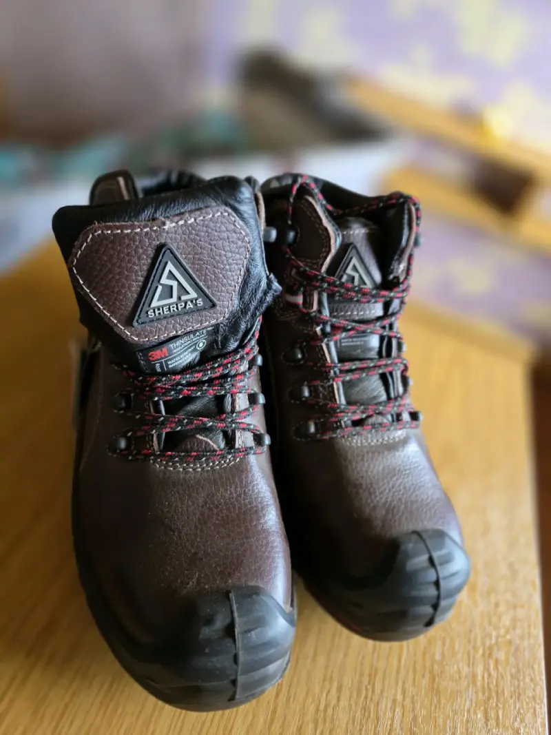 Botas de seguridad Sherpas marrón con punta refor - 2
