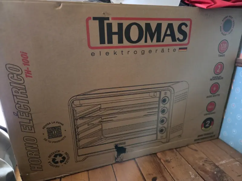 Horno eléctrico Thomas TH-1001 con bandejas remov