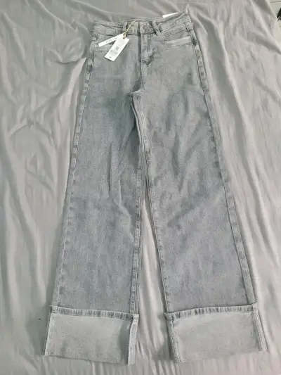 Jeans Raindoor anchos gris con diseño de corazones - miniatura 1