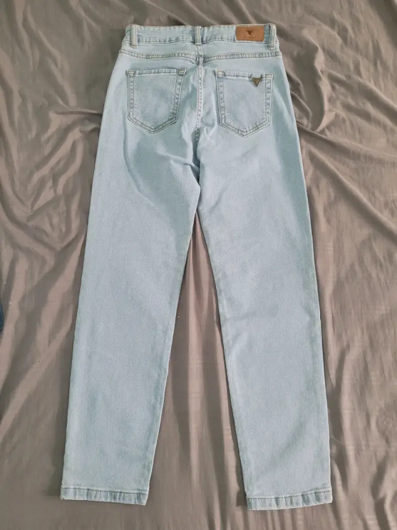 Jeans Raindoor celestes de mezclilla para mujer - 2