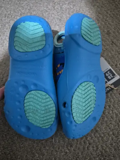 Sandalias azules para niños con diseño de tigre - miniatura 2
