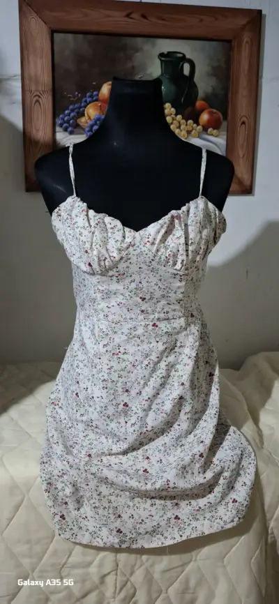 Vestido floral de verano para mujer - miniatura 1