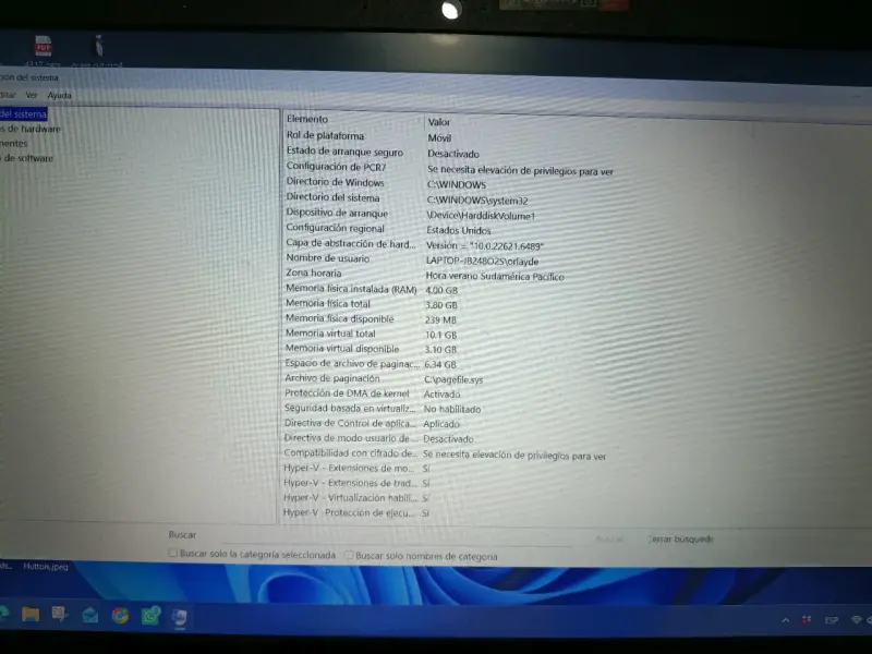 Laptop Lenovo con Windows 11 y 4GB RAM - 1
