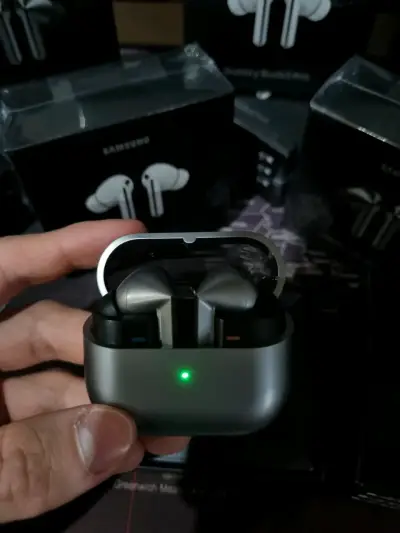 Auriculares Inalámbricos Samsung Galaxy Buds3 Pro - miniatura 5