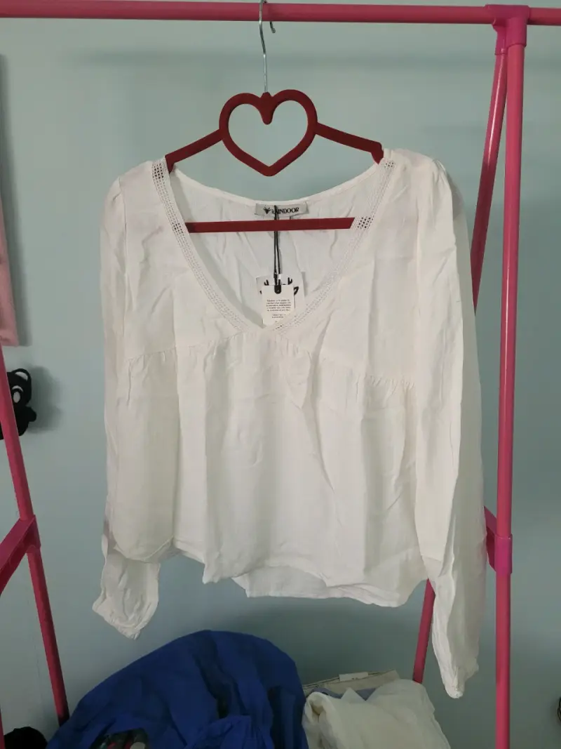Blusa blanca raindoor de manga larga para mujer