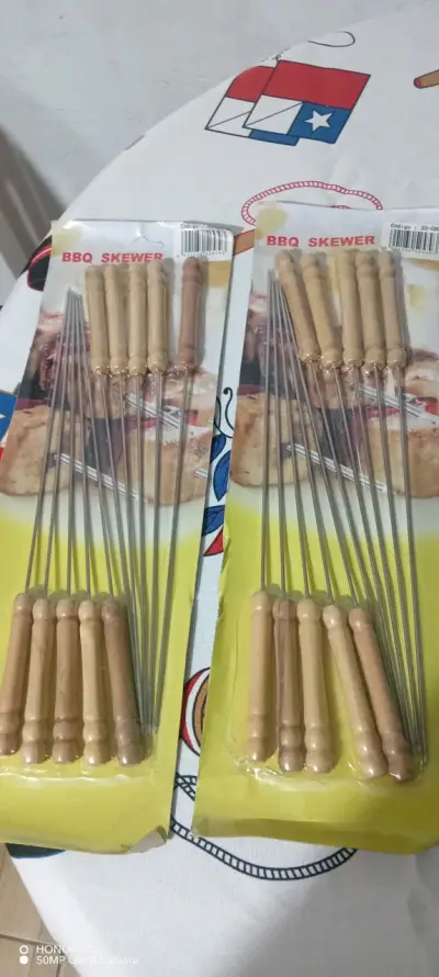 Brochetas para BBQ con mango de madera - miniatura 1