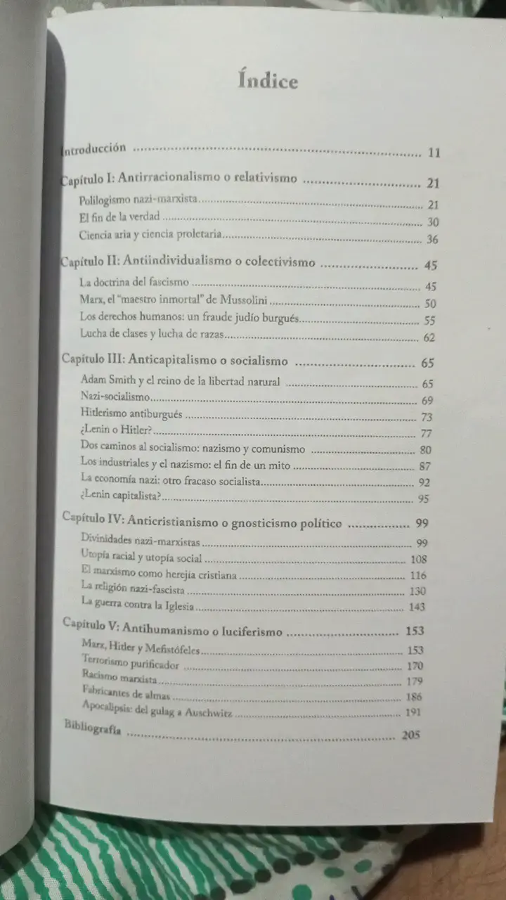 Libro Nazi-Comunismo de Axel Kaiser - 4