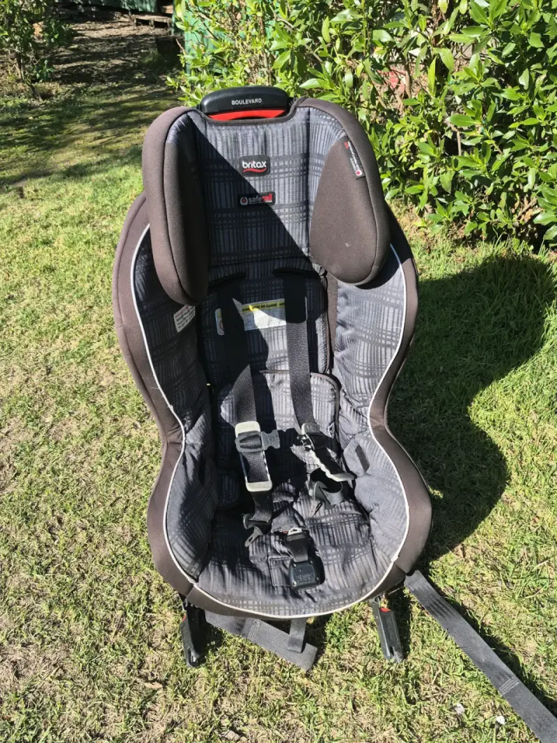 Silla de Auto Britax Boulevard SafeCell Negra - 2