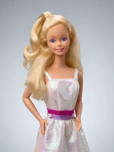 Muñeca Cristal Barbie vintage con vestido - miniatura 2