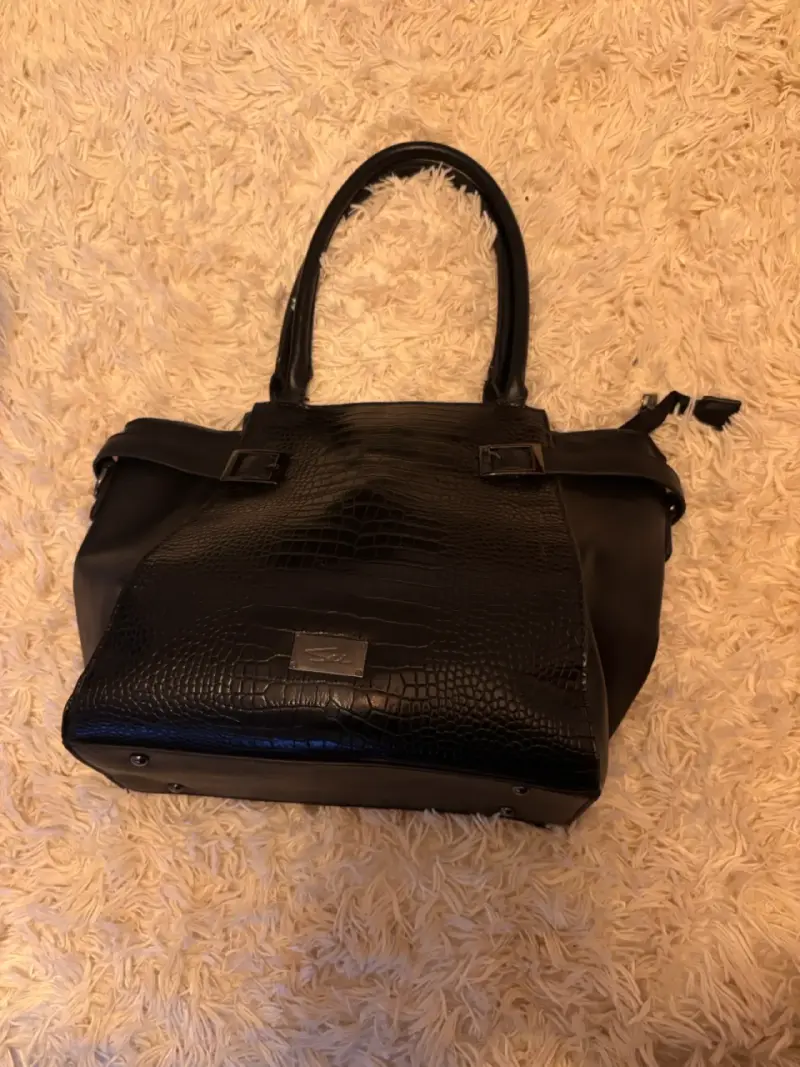 Cartera SEI negra - 1