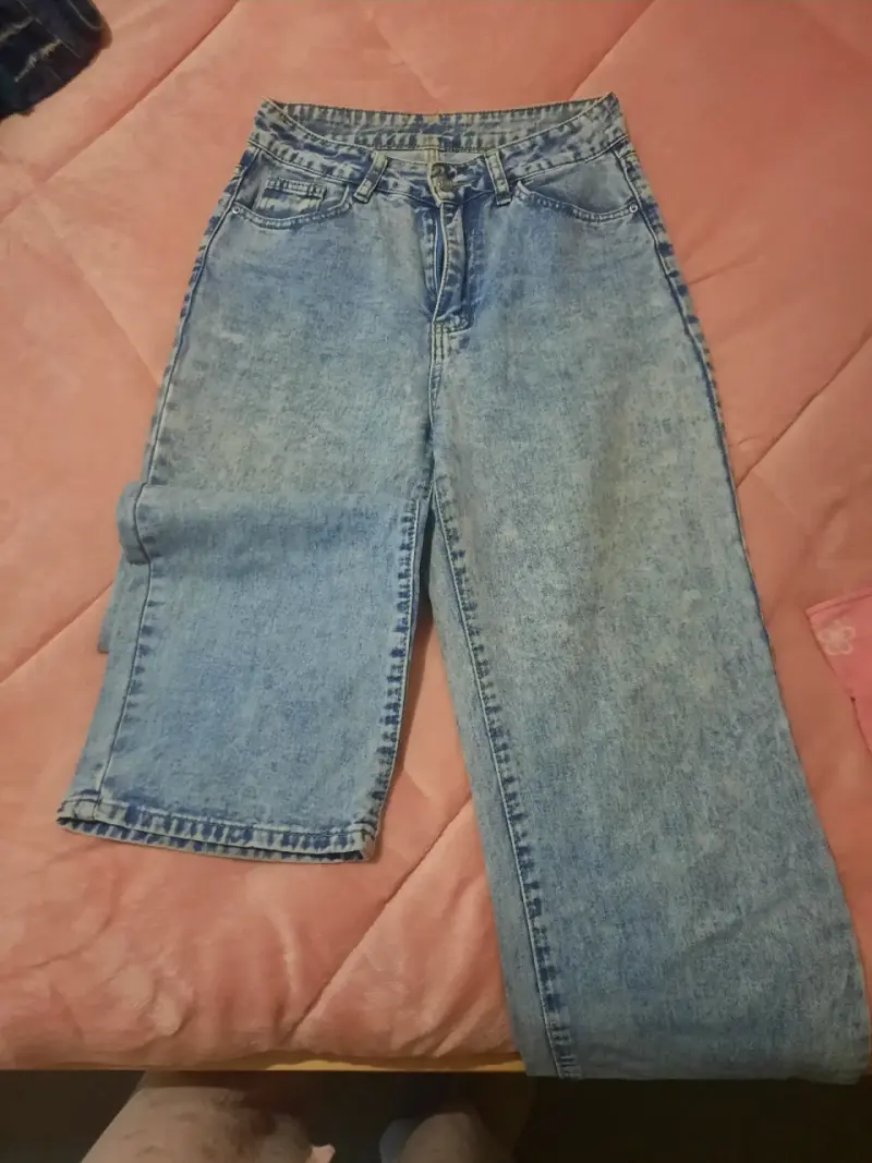 Jeans de mezclilla azul claro para mujer
