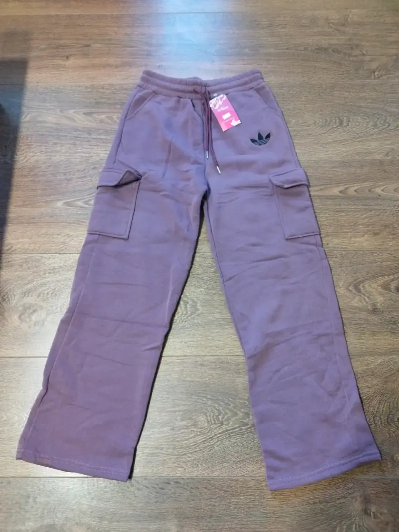 Pantalones deportivos unisex con bolsillos cargo - 1