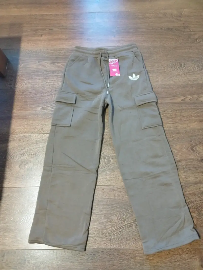 Pantalones deportivos unisex con bolsillos cargo - 2