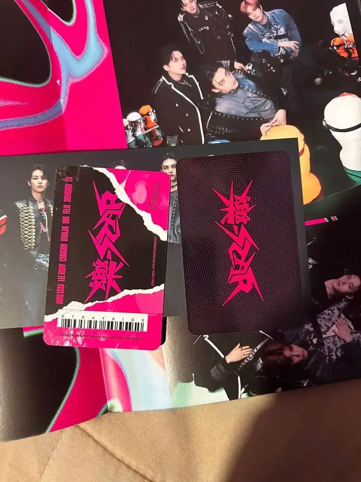Album SKZ Rock Star - 4