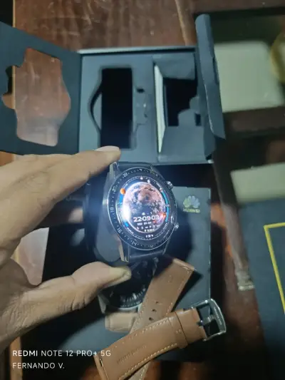 Smartwatch Huawei Watch GT 2 con correa de cuero - miniatura 1