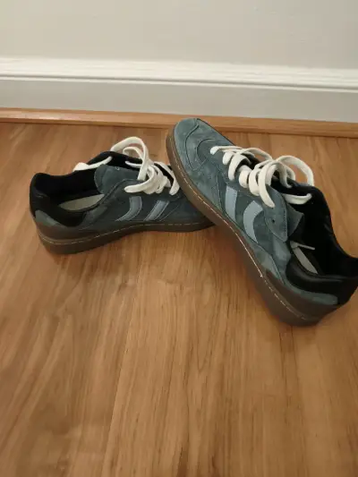 Zapatillas deportivas de gamuza azul para hombre - miniatura 3