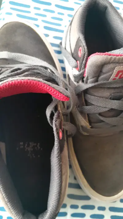 Zapatillas DC Shoes grises para jóvenes - miniatura 2
