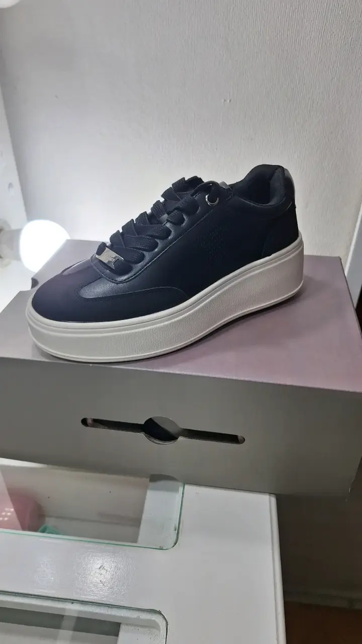 Zapatillas negras Apology con plataforma - 4