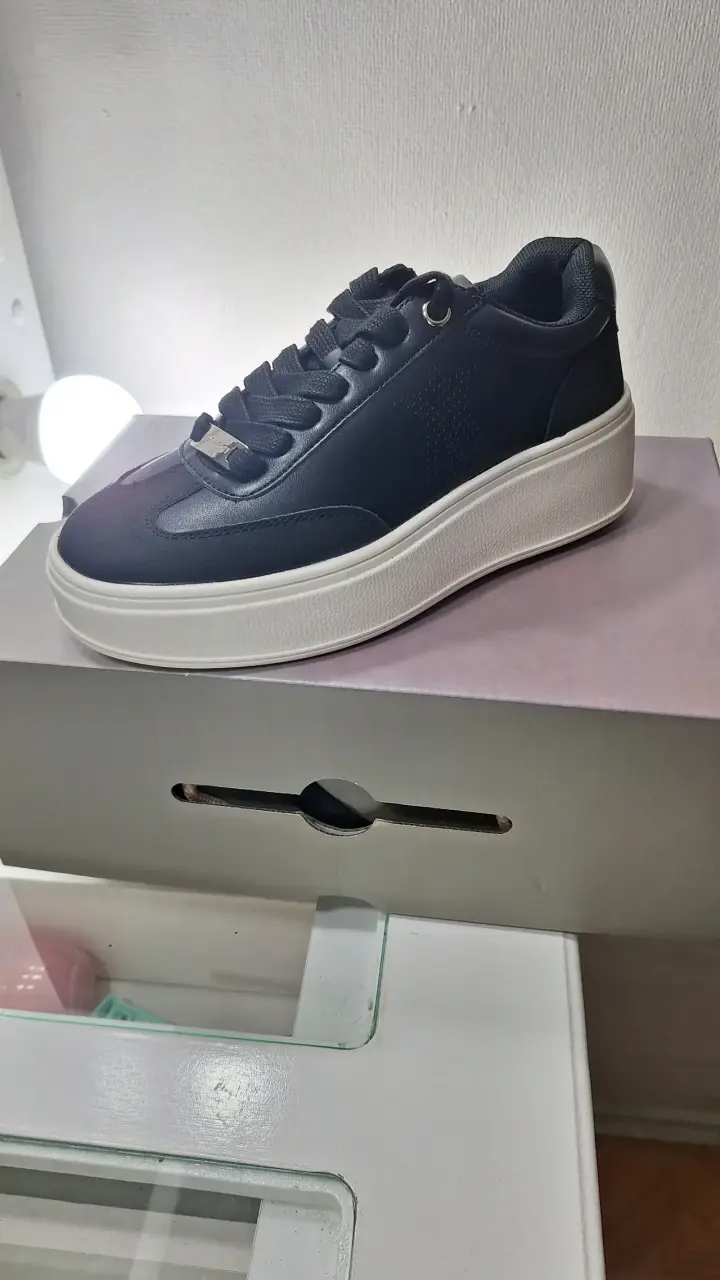 Zapatillas negras Apology con plataforma - 5