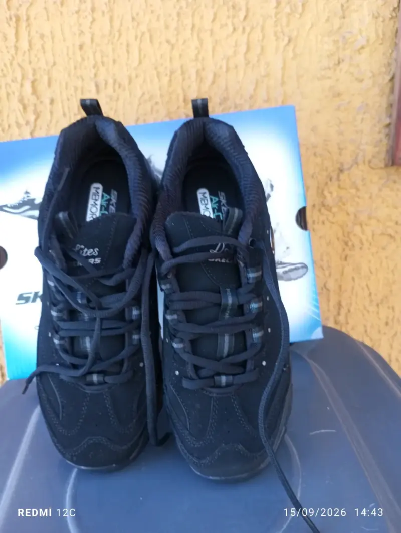 Zapatillas Skechers D'Lites negras. - 5