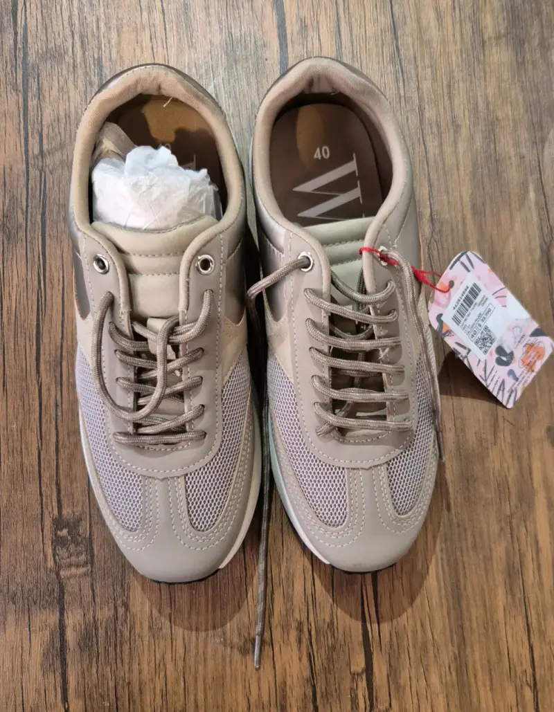 Zapatillas  beige para mujer talla 40 - 2