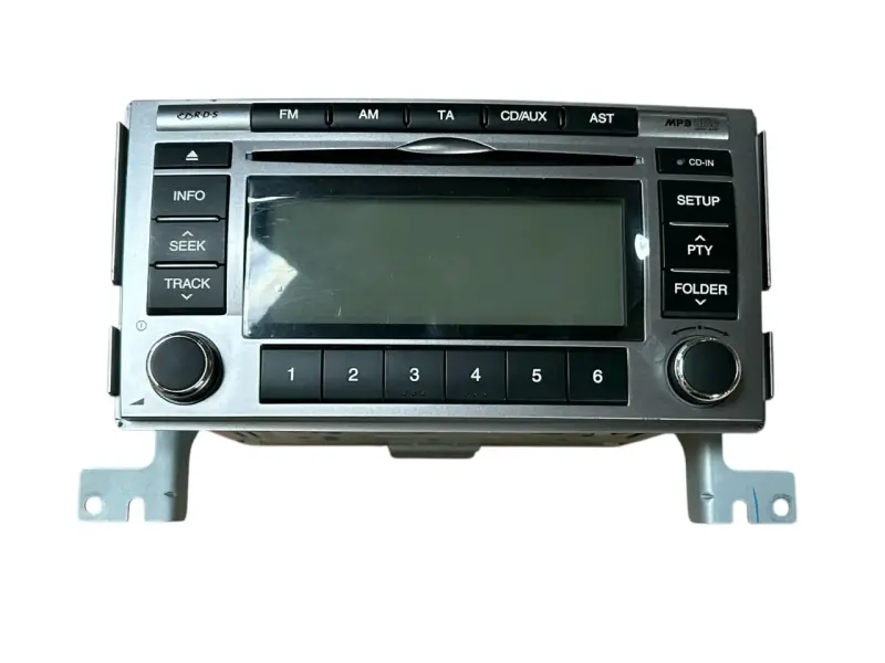 Radio de Auto con CD y Auxiliar