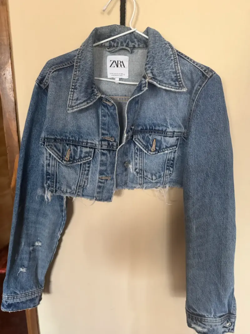 Chaqueta de mezclilla corta Zara para mujer - 1