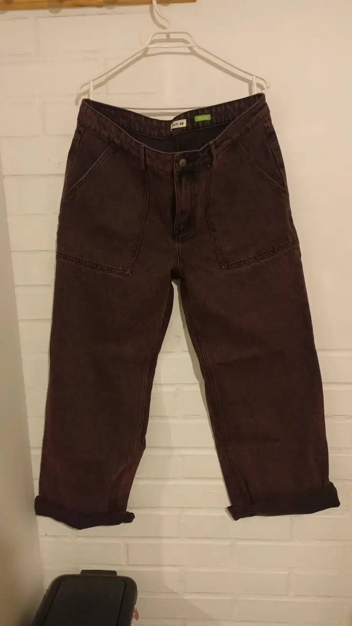 Pantalones de mezclilla morado talla 48