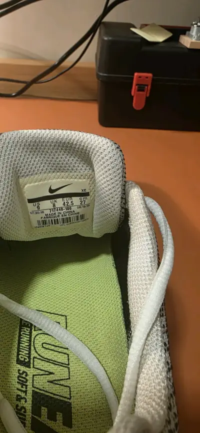 Zapatillas Nike Air Zoom Vomero 10 - Talla 42.5 (9 - miniatura 4