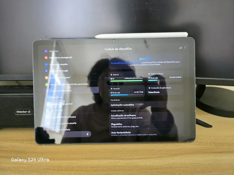 Tablet Samsung Galaxy Tab S10 FE con S Pen - 4