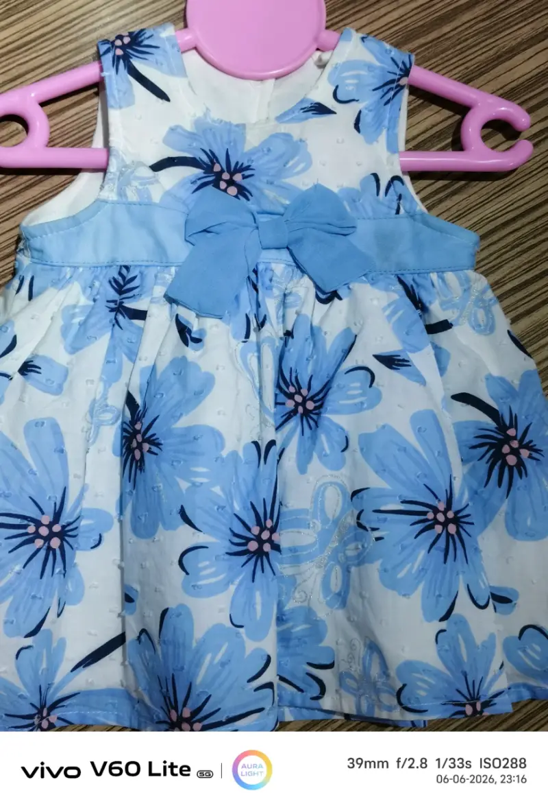 Vestido de niña con flores azules y lazo - 2