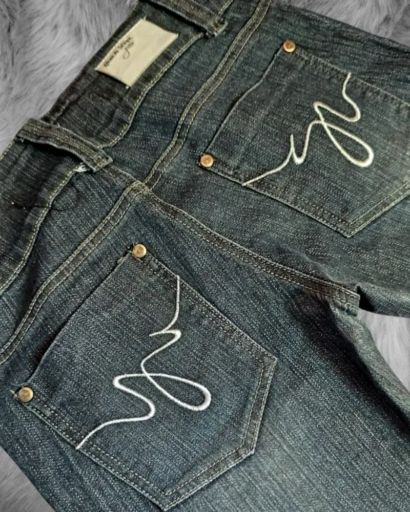 Jeans de mezclilla azul oscuro para mujer - 4