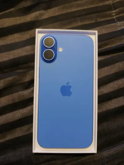 iPhone 16 Plus 128GB - Impecable (Caja y Cable) - miniatura 4