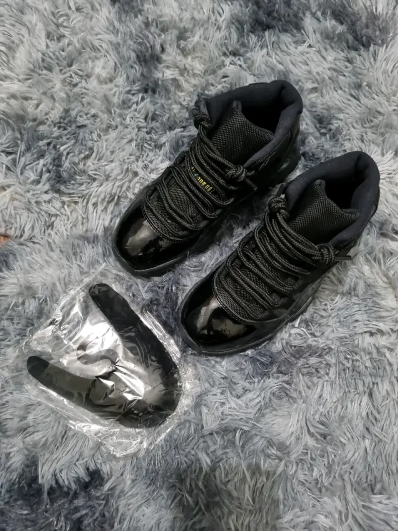 🚨REMATE🚨 JORDAN RETRO 11 GAMMA BLUE - 2