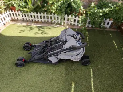 Coche doble UPPABABY gris para gemelos - miniatura 6