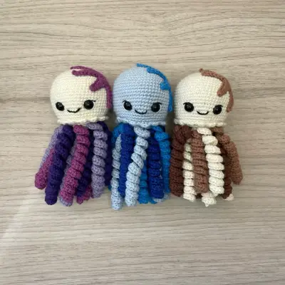 PULPO DE APEGO AMIGURUMI - miniatura 1