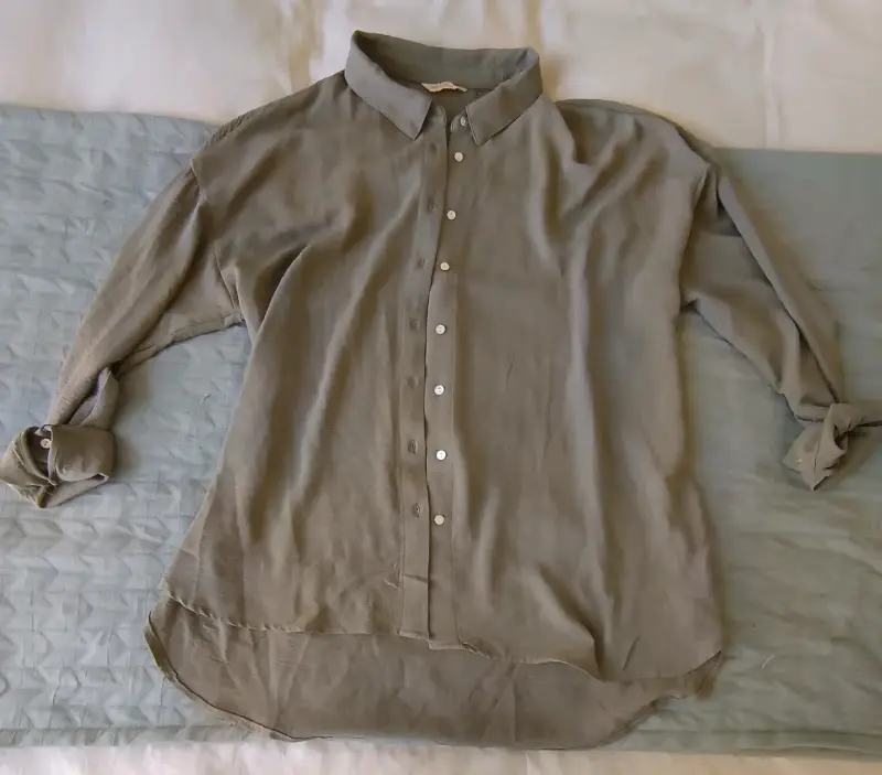 Camisa Oversize Verde Oliva para Mujer - 2