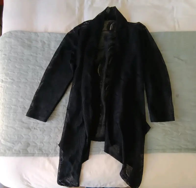 Kimono de encaje negro para mujer elegante - 2