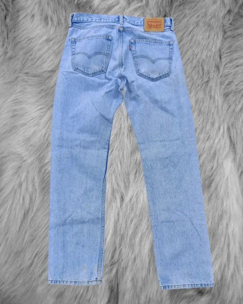 Jeans Levi's clásicos azul claro - 2
