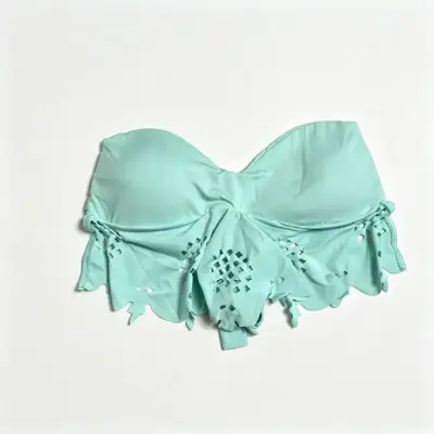 Bikini verde menta con diseño calado - miniatura 3