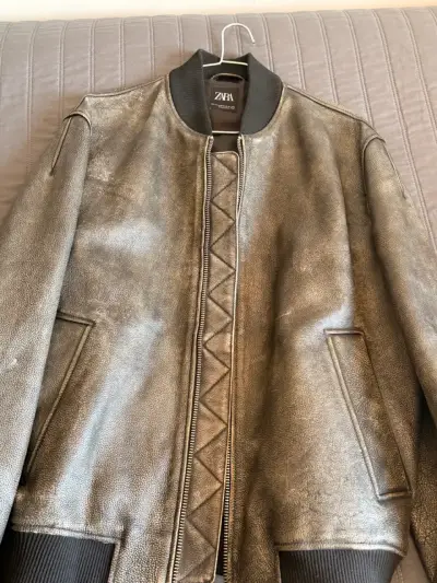 Chaqueta de cuero estilo bomber Zara - miniatura 1
