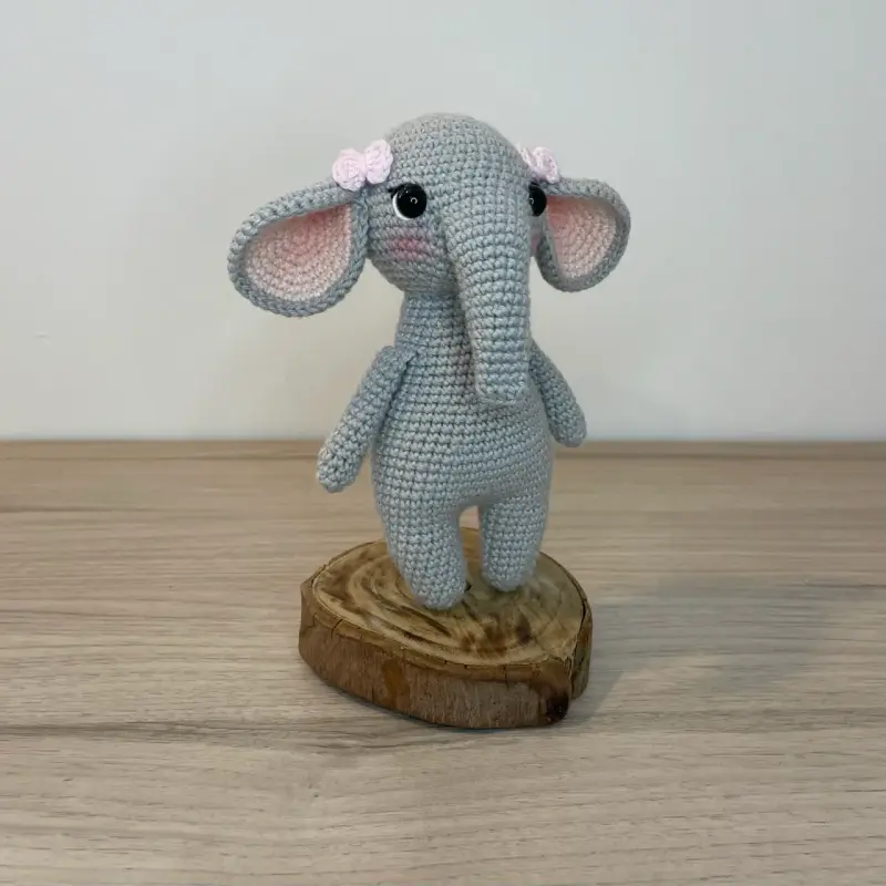 Elefante de crochet amigurumi - 2