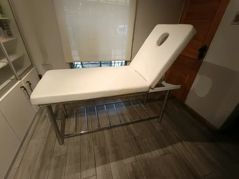 Camilla de Masaje Ajustable Blanca - 3