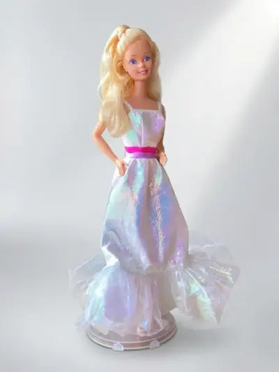 Muñeca Cristal Barbie vintage con vestido original - miniatura 1