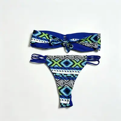 Bikini estampado geométrico azul y verde - miniatura 2