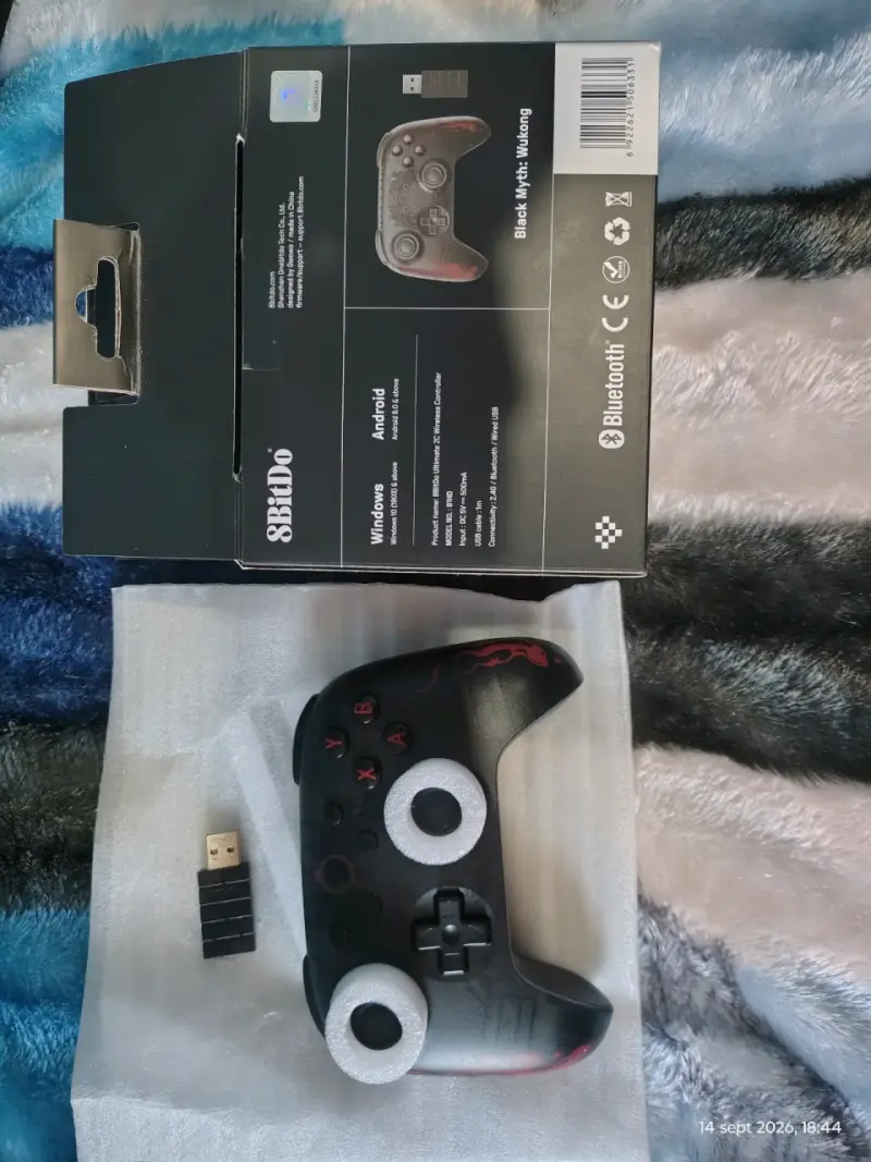 Controlador inalámbrico 8BitDo Ultimate 2.4G - 2