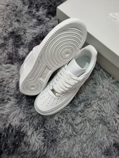 🚨REMATE🚨 Air Force One Blancas 🤍❄️ - miniatura 3